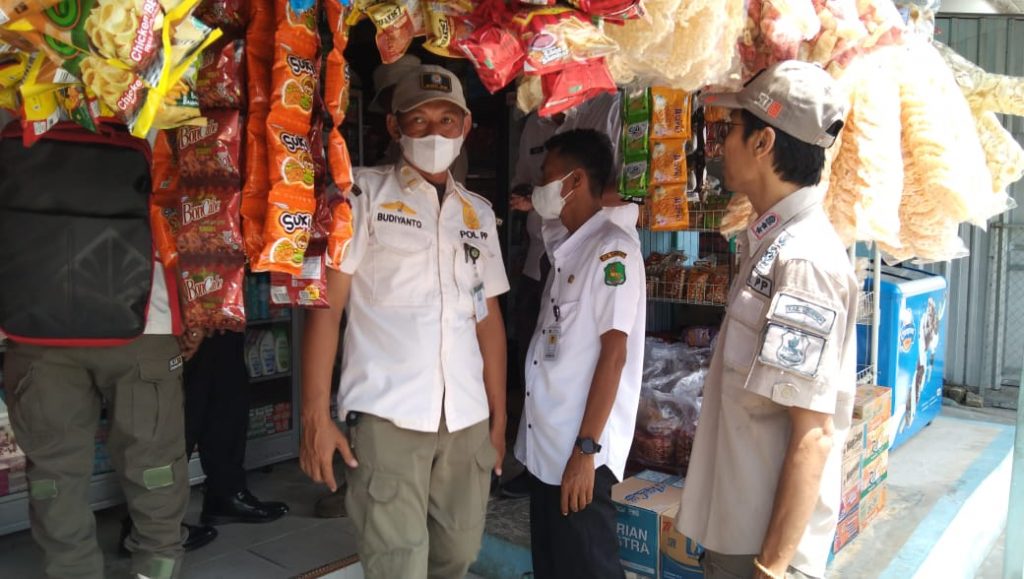 Satpol PP Bersama Kantor Bea & Cukai Berantas Rokok Ilegal di Kabupaten Sumenep #2